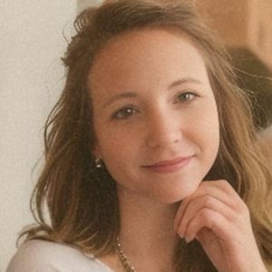 Meet your Posher, Whitney